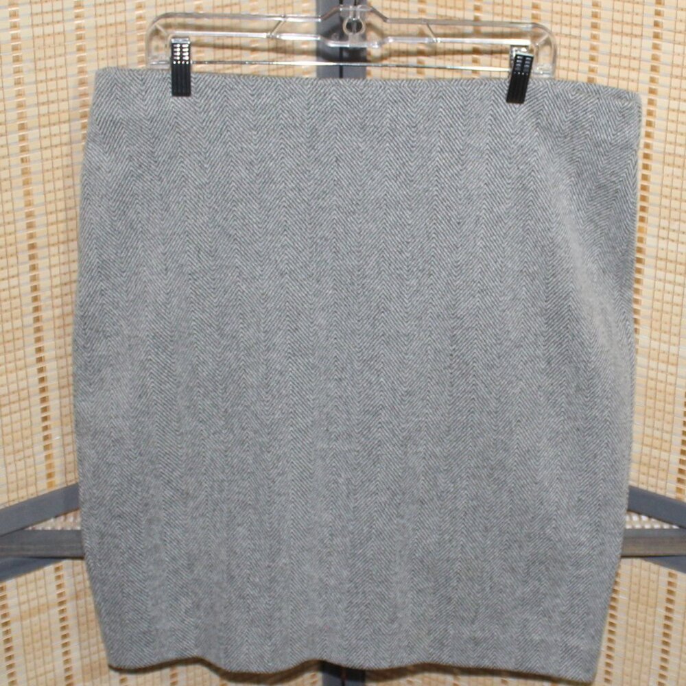 Ann Taylor Factory Heather Gray & Black Herringbone Knit Pencil Skirt